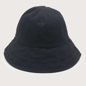 Stitching bucket hat